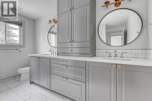 Master bath - 632 Cantrell Drive Sw, Calgary, AB - Indoor Photo Showing Bathroom