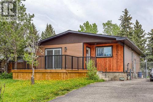 632 Cantrell Drive SW  Calgary, AB T2W 1W7