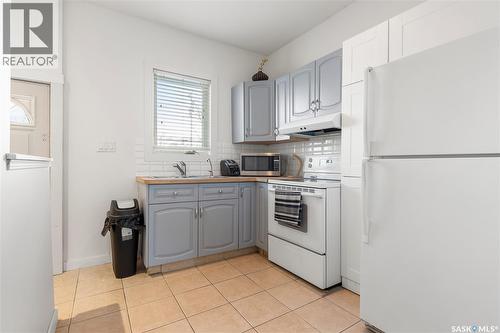 1565 Rae Street, Regina, SK - Indoor Photo Showing Kitchen