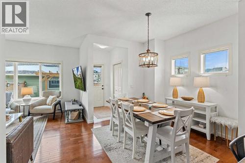 333 Mahogany Boulevard Se, Calgary, AB - Indoor Photo Showing Dining Room