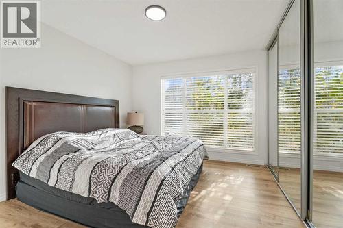 139 Auburn Bay Heights Se, Calgary, AB - Indoor Photo Showing Bedroom
