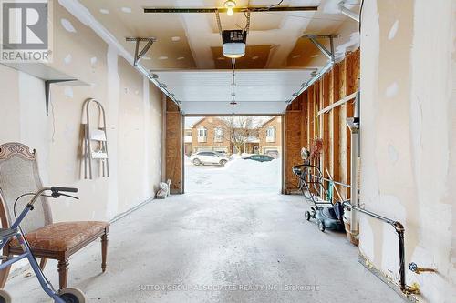 31 Pairash Avenue, Richmond Hill, ON - Indoor Photo Showing Garage