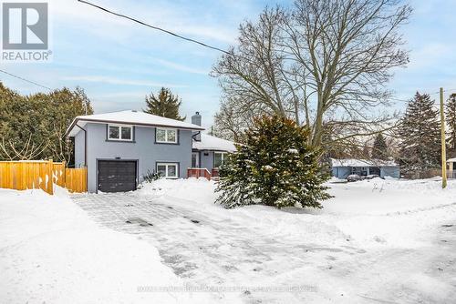 248 WALES CRESCENT  Oakville, ON L6L 3X7