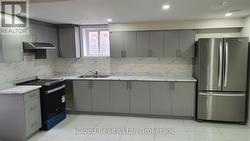 5 INDER HEIGHTS DRIVE  Brampton, ON L6Z 3M4