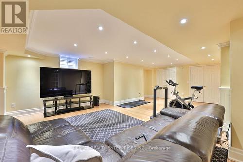 683 Canyon Street, Mississauga, ON - Indoor Photo Showing Gym Room