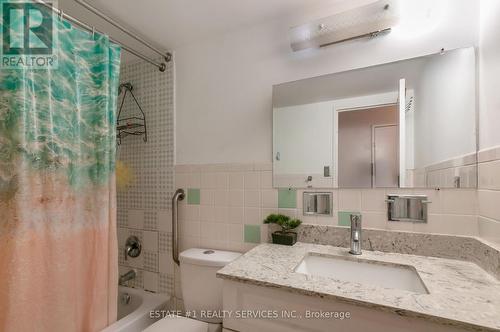 402 - 3555 Derry Road E, Mississauga, ON - Indoor Photo Showing Bathroom