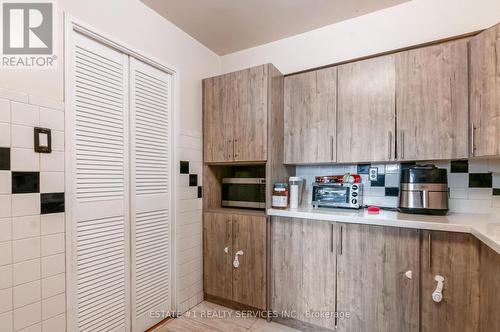 402 - 3555 Derry Road E, Mississauga, ON - Indoor