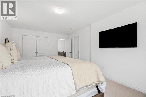 9 Elsegood Drive, Guelph, ON - Indoor Photo Showing Bedroom