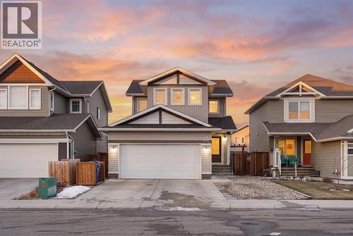 774 Marie Van Haarlem Crescent N, Lethbridge, AB - Outdoor With Facade