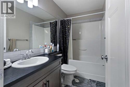 774 Marie Van Haarlem Crescent N, Lethbridge, AB - Indoor Photo Showing Bathroom