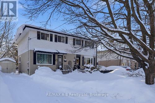 287 FRONT STREET  Stratford (Stratford), ON N5A 4J1