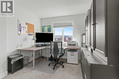 47 Wolf Willow Boulevard Se, Calgary, AB 