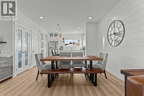 47 Wolf Willow Boulevard Se, Calgary, AB 