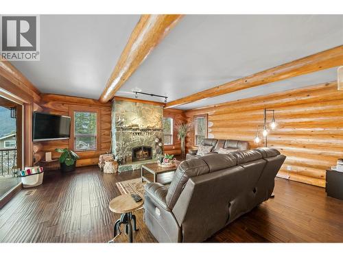2822 Juniper Crescent, Blind Bay, BC - Indoor Photo Showing Living Room With Fireplace