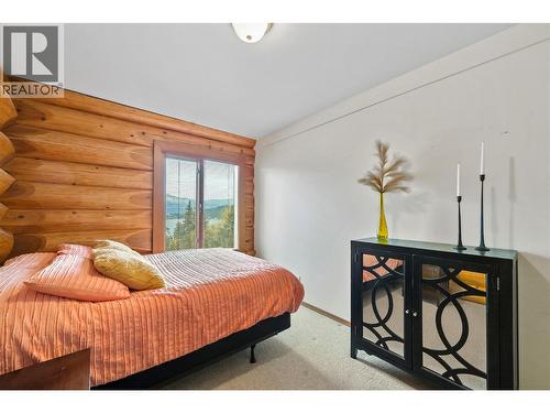2822 Juniper Crescent, Blind Bay, BC - Indoor Photo Showing Bedroom