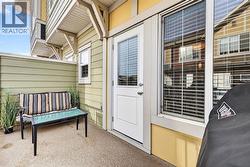 Large balcony to catch the sunsets - 