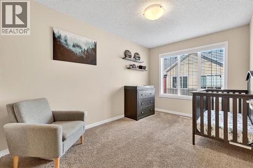 Spacious bedroom - 330 Marquis Lane Se, Calgary, AB - Indoor Photo Showing Bedroom