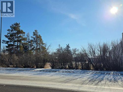 319 2 Avenue N, Vauxhall, AB 