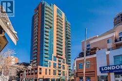905, 836 15 Avenue SW  Calgary, AB T2T 1S2