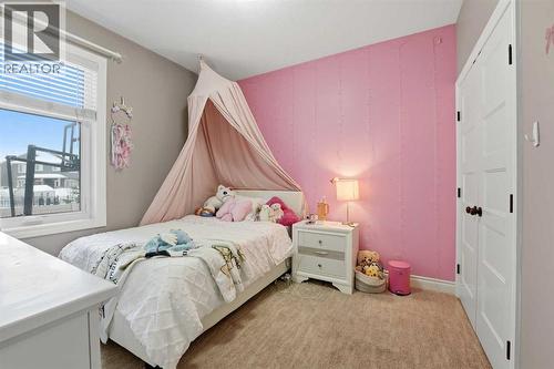 30 Van Horn Close, Red Deer, AB - Indoor Photo Showing Bedroom