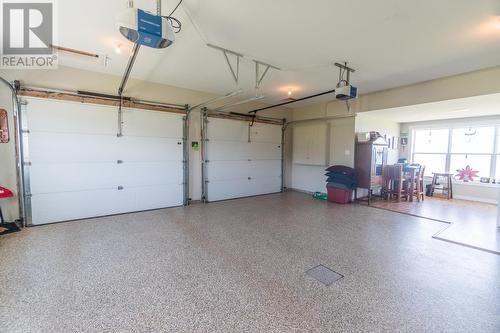 18 Shore Rd E, Hampton, PE - Indoor Photo Showing Garage
