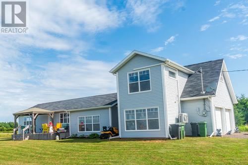 18 Shore Rd E, Hampton, PE - Outdoor