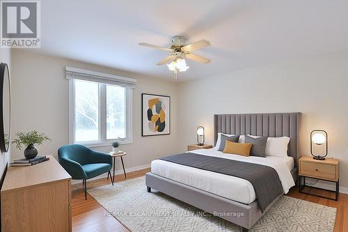 552 Hull Court, Burlington, ON - Indoor Photo Showing Bedroom