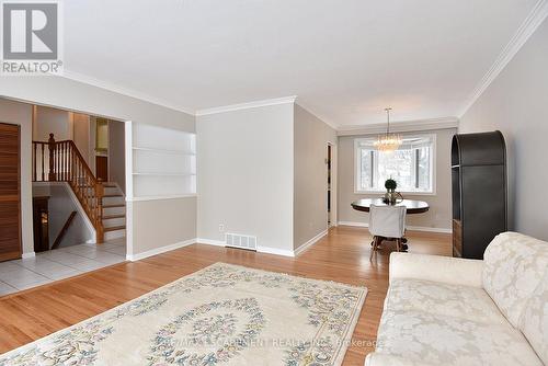 552 Hull Court, Burlington, ON - Indoor