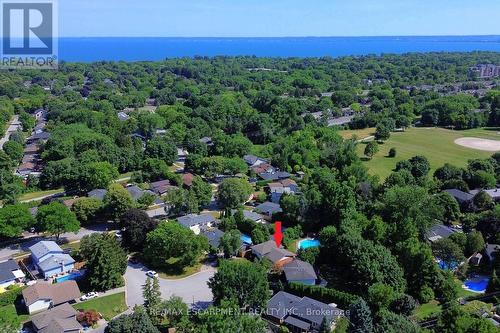 552 Hull Court, Burlington, ON - Outdoor With View