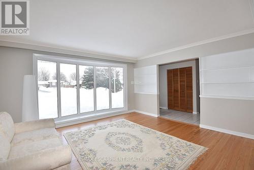 552 Hull Court, Burlington, ON - Indoor Photo Showing Other Room