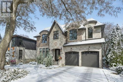 1285 MINEOLA GARDENS  Mississauga, ON L5G 3Y5