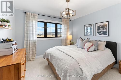 78 Optimist Drive, Southwold, ON - Indoor Photo Showing Bedroom