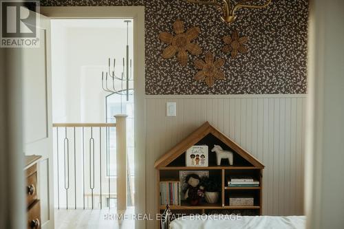 78 Optimist Drive, Southwold, ON - Indoor Photo Showing Other Room