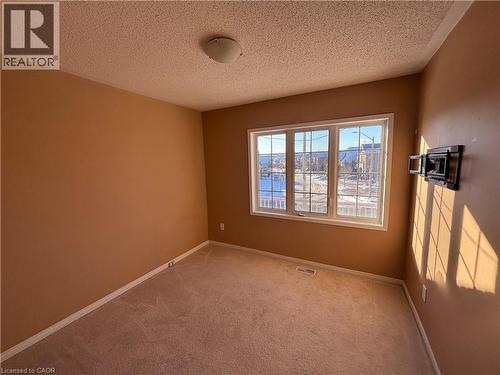 3319 Mikalda Road, Burlington, ON - Indoor Photo Showing Other Room
