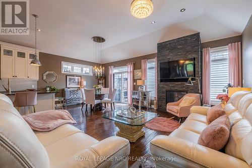 Perfect area for entertaining - 1534 Haist Street, Pelham (Fonthill), ON - Indoor Photo Showing Living Room With Fireplace
