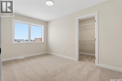 334 Katz Avenue, Saskatoon, SK - Indoor Photo Showing Other Room