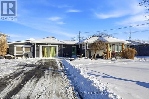 1150 Pettit Road, Fort Erie (Crescent Park), ON - Outdoor