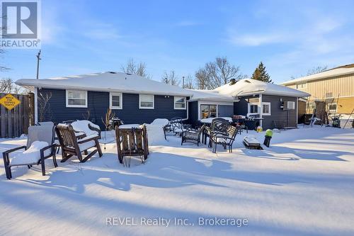1150 Pettit Road, Fort Erie (Crescent Park), ON - Outdoor