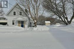 922 CENTRE STREET  Mcnab/Braeside, ON K0A 1G0