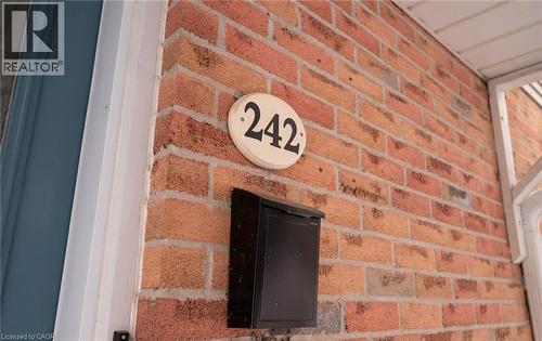 2110 Cleaver Avenue Unit# 242, Burlington, ON - 