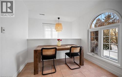 2110 Cleaver Avenue Unit# 242, Burlington, ON - Indoor