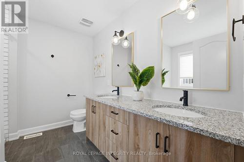 52 Hackamore Crescent, Ottawa, ON - Indoor Photo Showing Bathroom