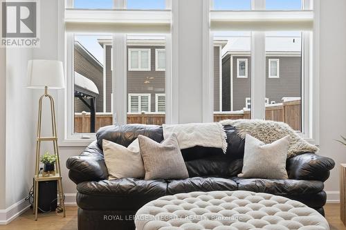 52 Hackamore Crescent, Ottawa, ON - Indoor