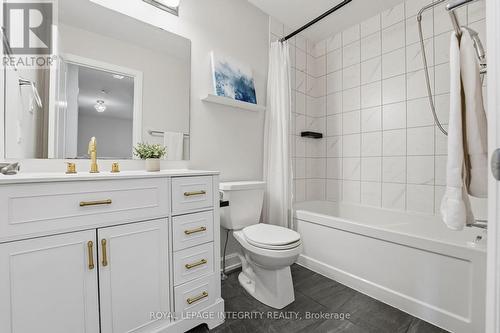 52 Hackamore Crescent, Ottawa, ON - Indoor Photo Showing Bathroom