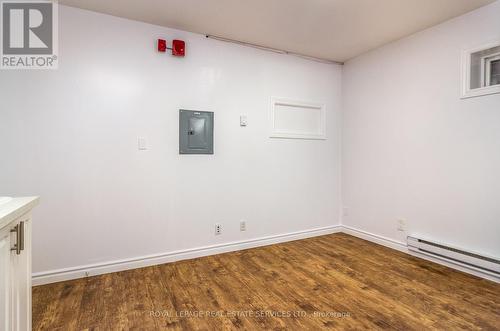 Apartment #2 - 3263 Lake Shore Boulevard W, Toronto, ON - Indoor Photo Showing Other Room