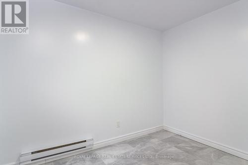 Apartment #4 - 3263 Lake Shore Boulevard W, Toronto, ON - Indoor Photo Showing Other Room