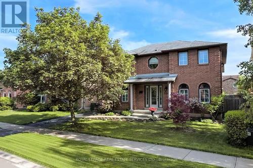 236 O'DONOGHUE AVENUE  Oakville, ON L6H 3W6