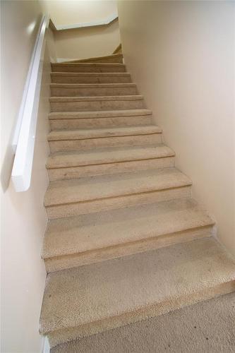 2 455 Pandora Avenue W, Winnipeg, MB - Indoor Photo Showing Other Room