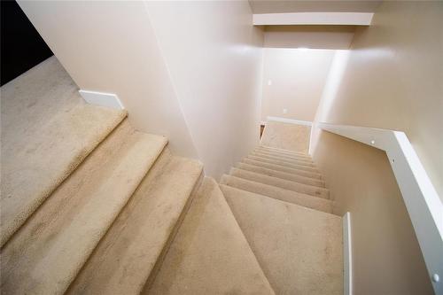 2 455 Pandora Avenue W, Winnipeg, MB - Indoor Photo Showing Other Room