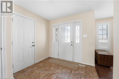28 Mansfield Drive, Brant, ON - Indoor Photo Showing Other Room